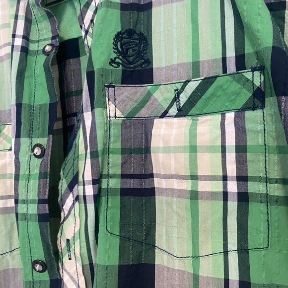 2/$15 Point Zero Green Plaid Casual Button Up Shirt Short Sleeve Size Medium - Picture 5 of 6